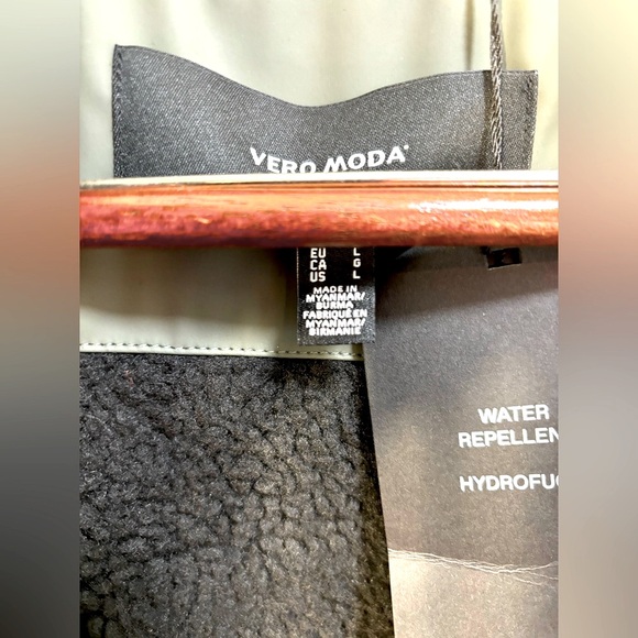 Vero Moda Olive Green Rain Jacket - Picture 8 of 11